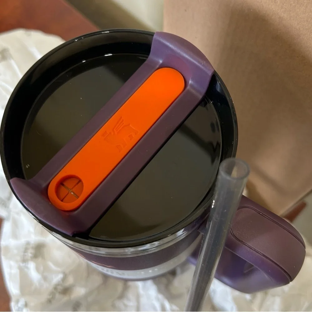 Stanley Purple Tumbler with Lid NIB - Picture 2 of 3